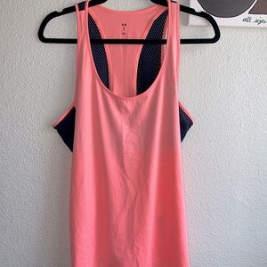 ✨Under Armour Sports Top
